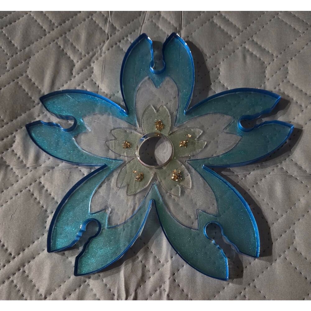 gorgeous blue resin 5 glass wine bottle holder